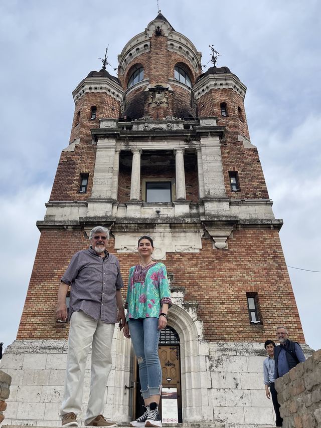 Slobodan “Boba” Bibić with his daughter, the artist Jelena Bibić, in front of Gardoš Tower in Zemun